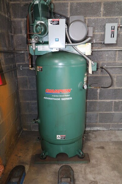 More Photos Of 156 E 15th St, Paterson Warehouse For Sale