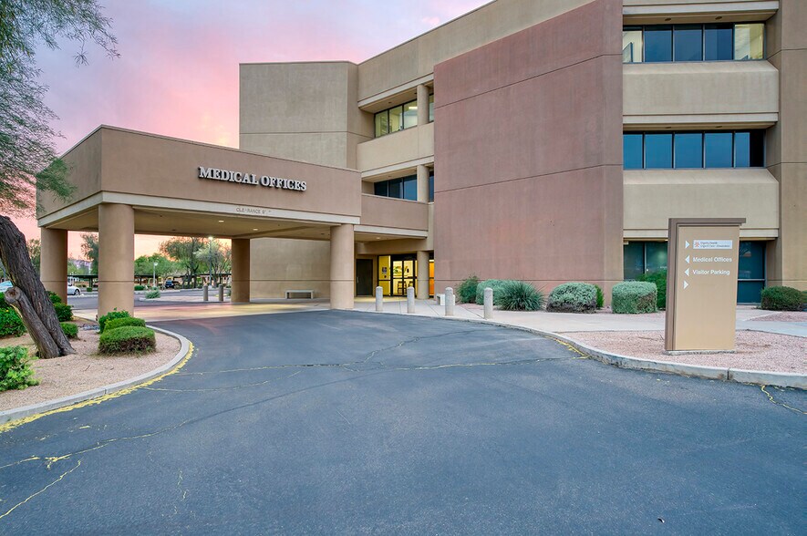 More Photos Of 4545 E Chandler Blvd, Phoenix Medical For Lease
