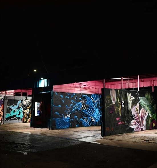 More Photos Of 4400 Canal st, Houston Carwash For Sale