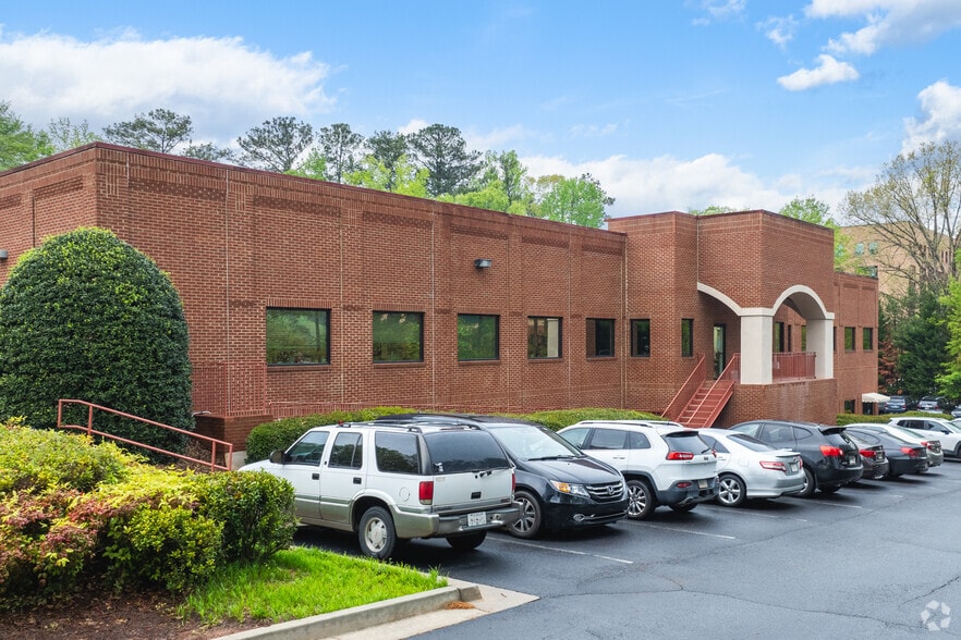 More Photos Of 1275 Highway 54 W, Fayetteville Medical For Lease
