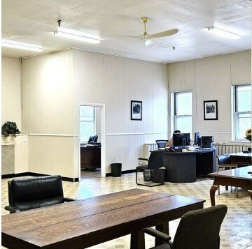 More Photos Of 2156 Green Bay Rd, Evanston Warehouse For Lease