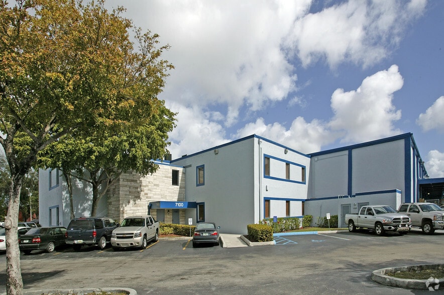 More Photos Of 6950-7190 NW 12th St, Miami Warehouse For Lease