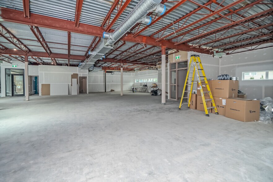 More Photos Of 3455 Victoria Dr, Vancouver Office For Lease