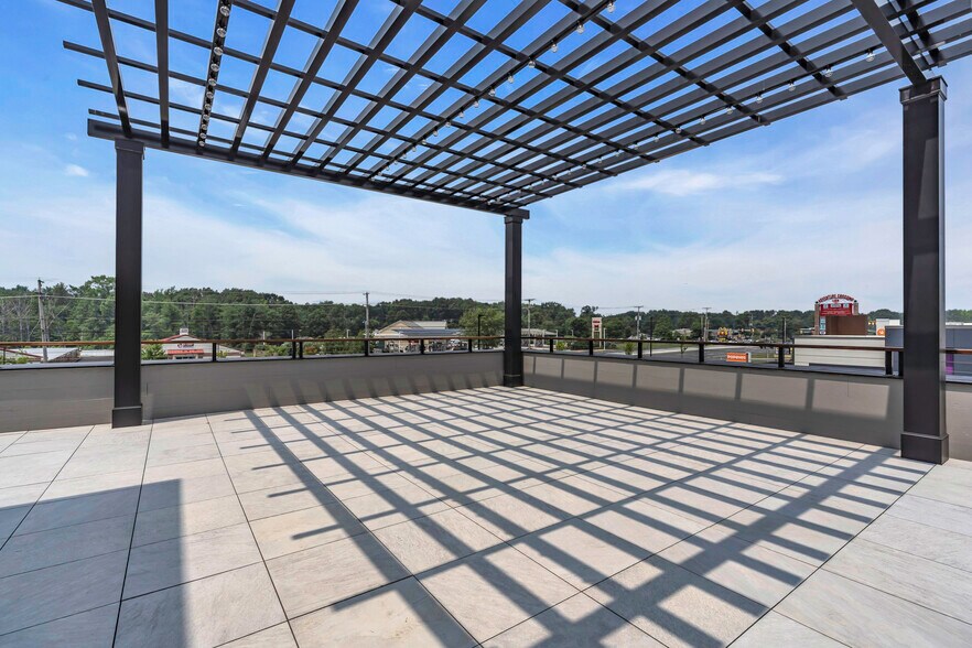 More Photos Of 515 Monmouth Rd, Jackson Sports And Entertainment For Lease