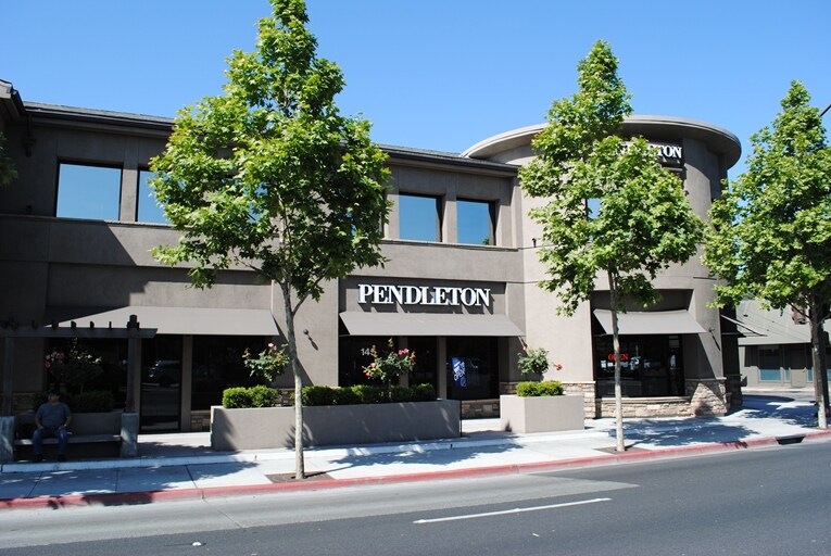More Photos Of 145 El Camino Real, Menlo Park Storefront Retail Office For Lease