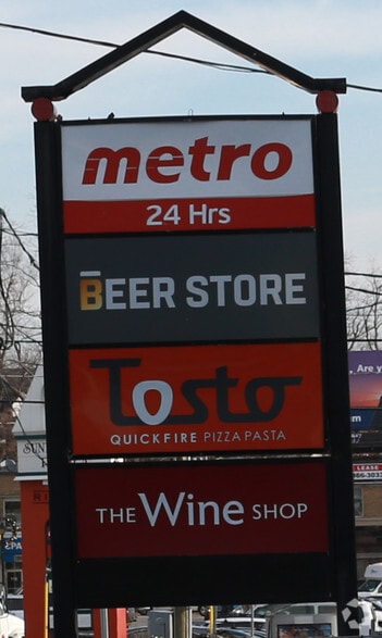 More Photos Of 609 Roehampton Ave, Toronto Freestanding For Lease