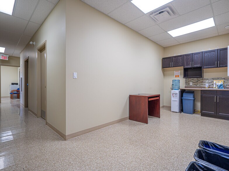 More Photos Of 88 Auto rd, Lloydminster Office For Lease