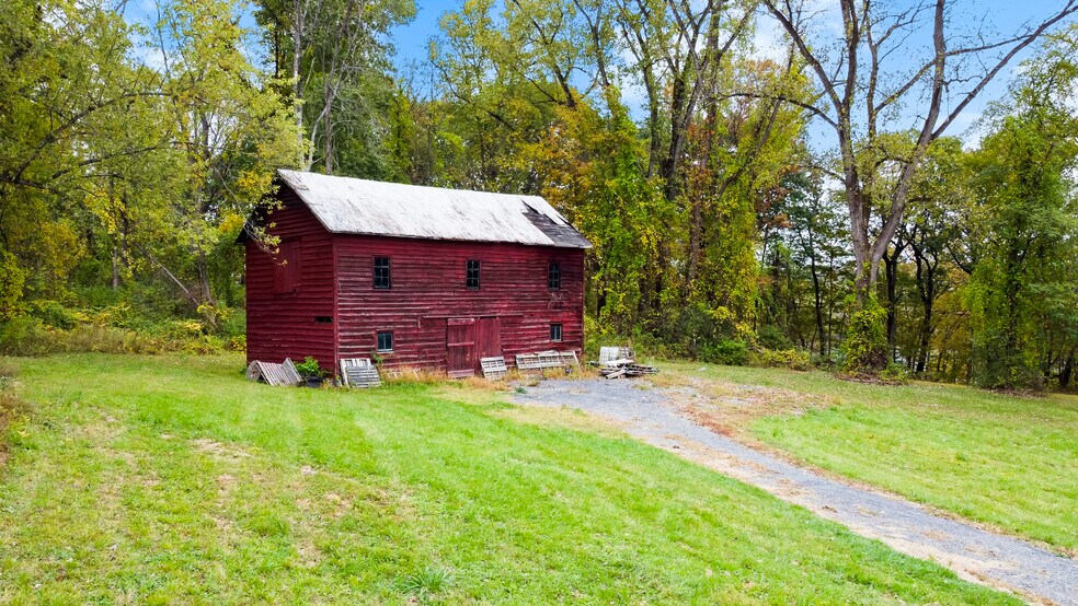 More Photos Of 47 Bronk Rd, Selkirk Land For Sale