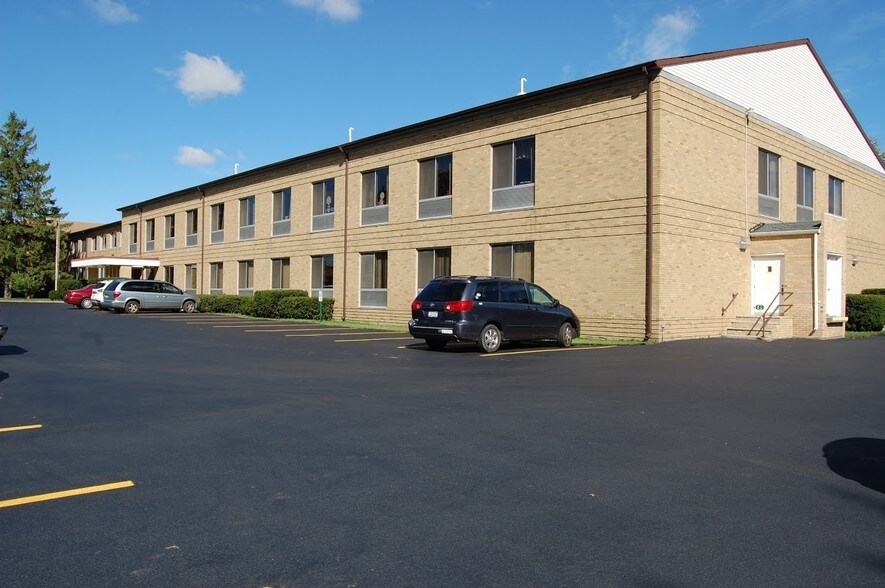 More Photos Of 243 S Main St, Albion Town Orleans Medical For Lease