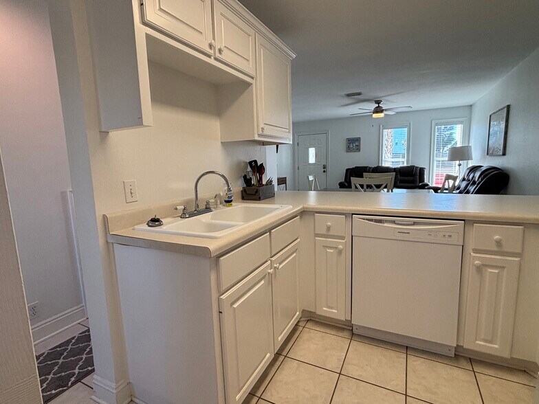More Photos Of 206 Watermark Way, Port Saint Joe Multifamily For Sale