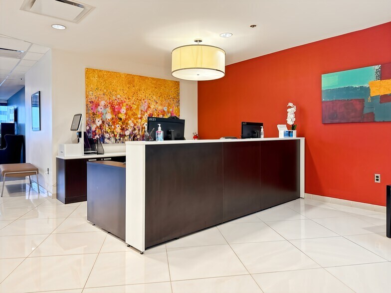 More Photos Of 3 Bethesda Metro Center, Bethesda Coworking Space