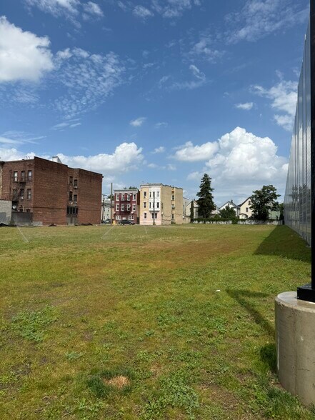 More Photos Of 122 8th St, Passaic Land For Sale