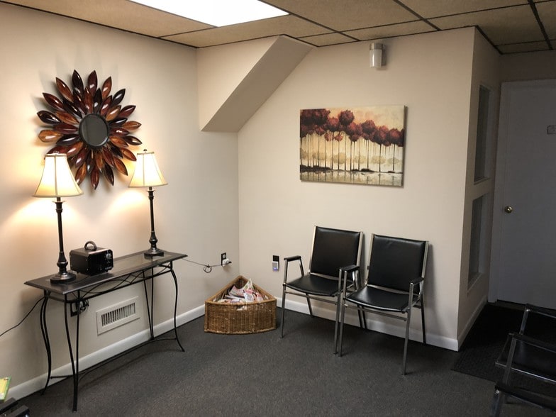 More Photos Of 3005 Brodhead Rd, Bethlehem Office For Sale