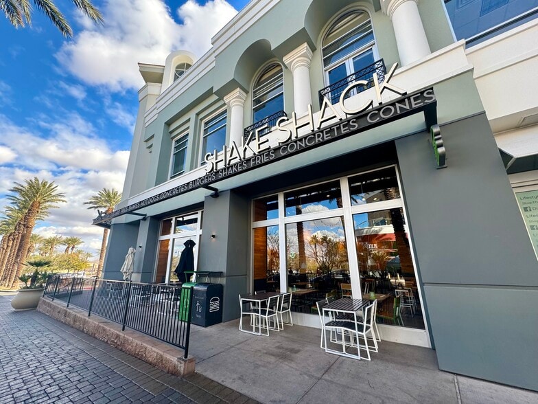 More Photos Of 2220-2270 Village Walk Dr, Henderson Unknown For Lease