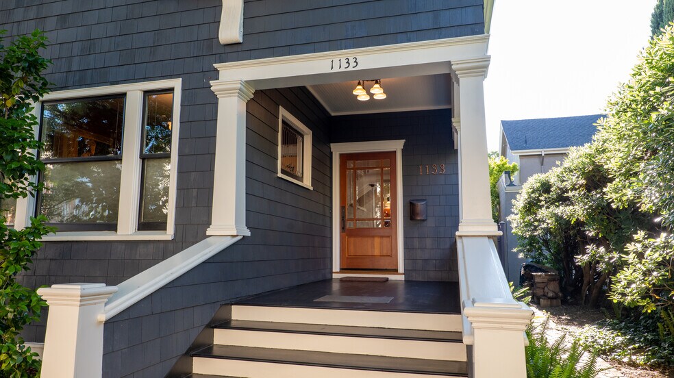 More Photos Of 1133 Seminary St, Napa Storefront Retail Office For Sale