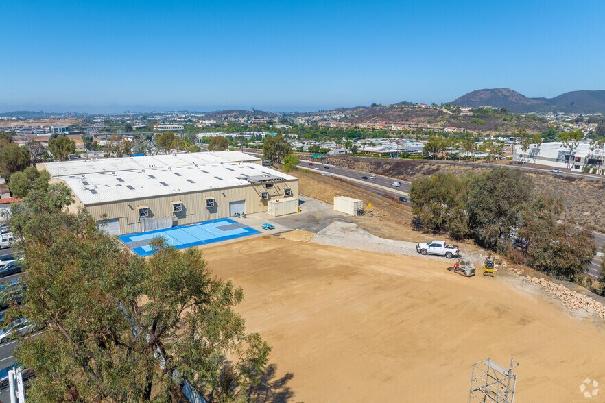 More Photos Of 520 E Carmel St, San Marcos Warehouse For Sale