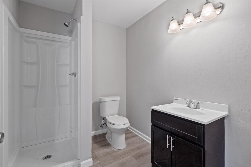 More Photos Of 10205 Old Manchaca Rd, Austin Flex For Lease