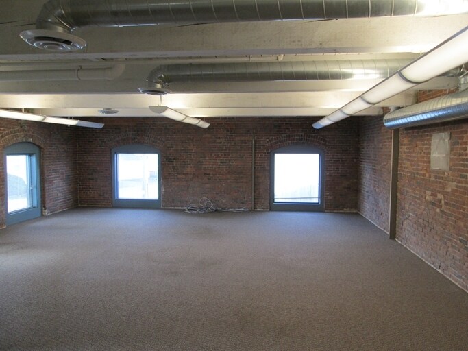 More Photos Of 125 Presumpscot St, Portland Office For Lease