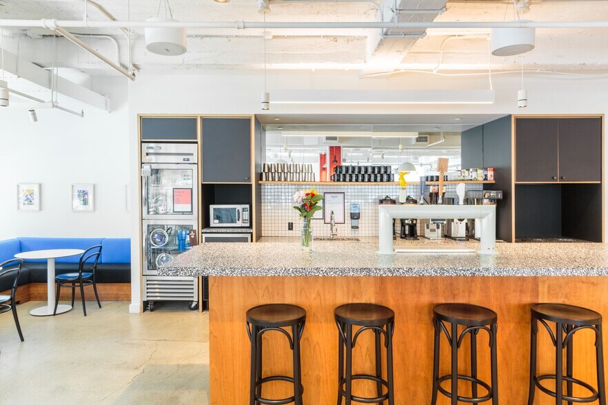 More Photos Of 575 Lexington Ave, New York Office For Sale