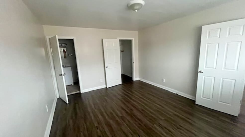 More Photos Of 2109 Harrison Ave, Cincinnati Apartments For Sale