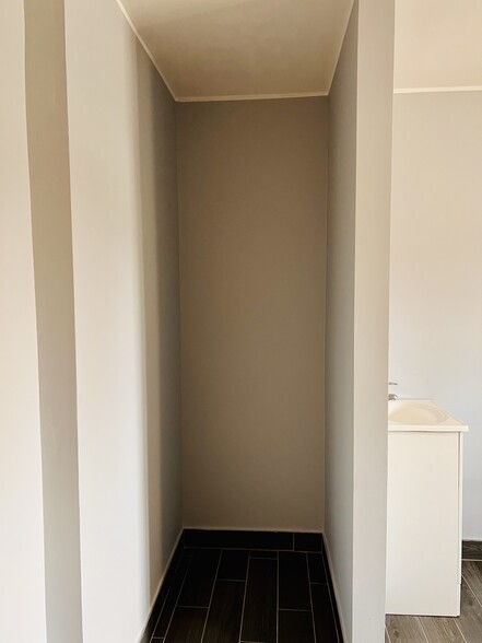 More Photos Of 1032-1036 Victory Blvd, Staten Island Medical For Lease