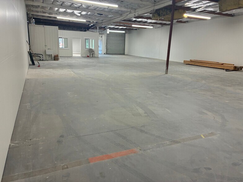 More Photos Of 1064 Woodland Ave, Modesto Warehouse For Lease
