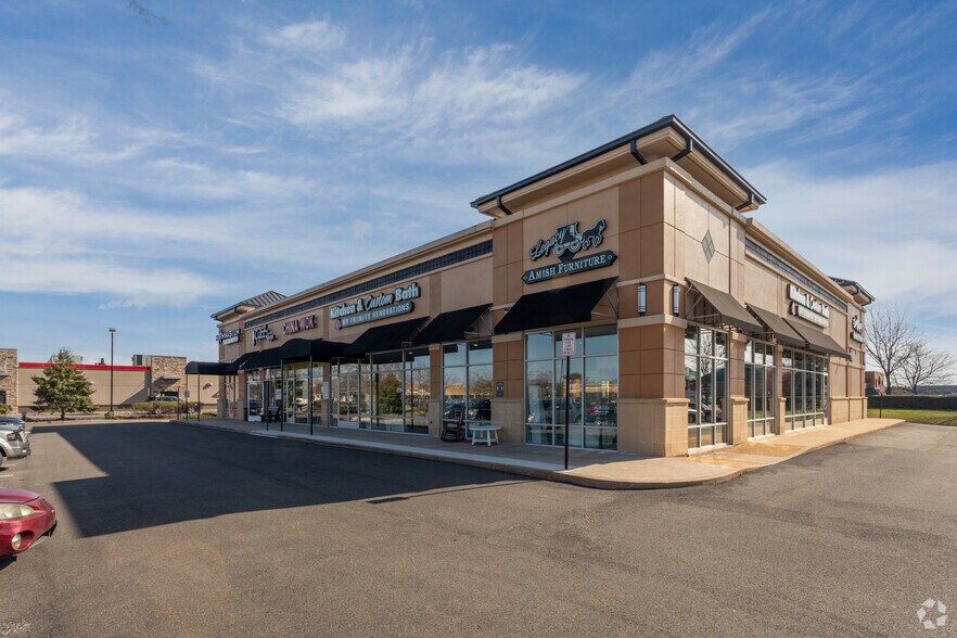 More Photos Of 11530 W Broad St, Richmond General Retail For Lease