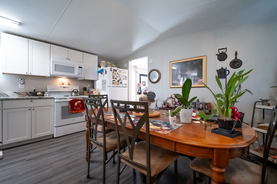 More Photos Of 3655 Neese Commerce Rd, Hull Multifamily For Sale