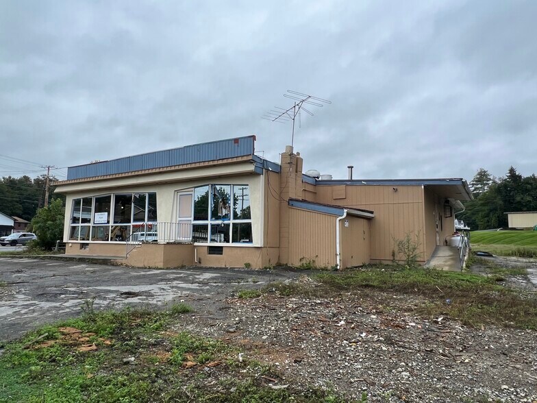 More Photos Of 805 Dutchess Tpke, Poughkeepsie Restaurant For Sale