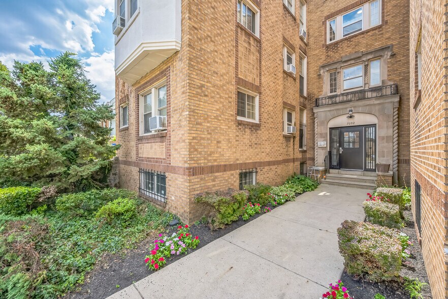 More Photos Of 7092 Forrest Ave, Philadelphia Apartments For Sale