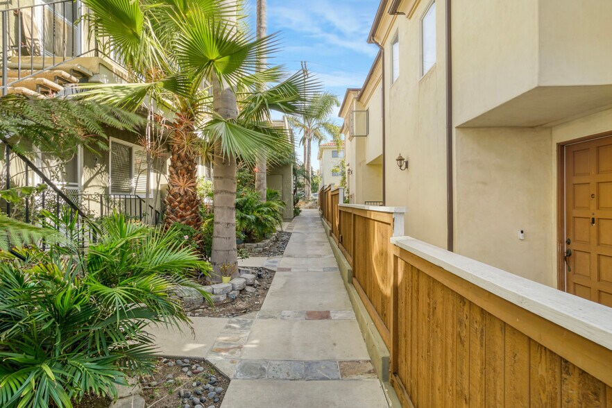 More Photos Of 221 Sheldon St, El Segundo Apartments For Sale