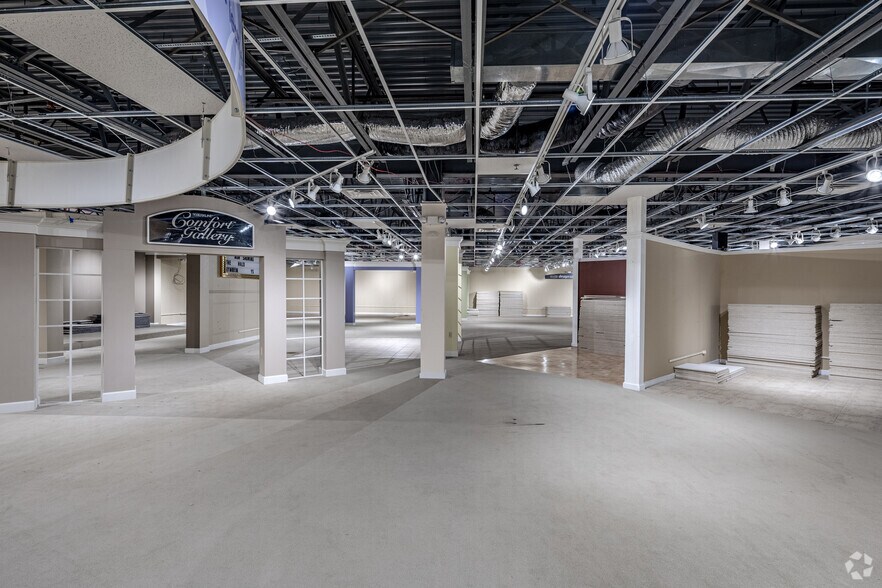 More Photos Of 55 Ridge Rd, North Arlington Storefront For Sale