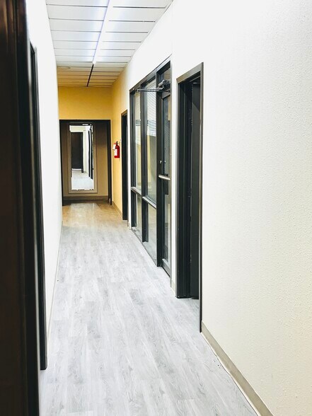 More Photos Of 8801 Forum Way, Fort Worth Light Distribution For Lease