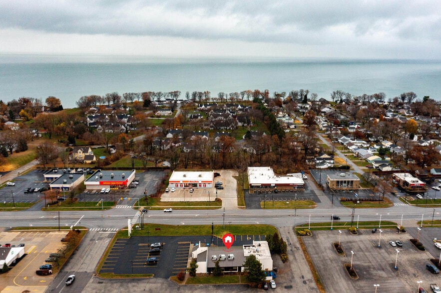 More Photos Of 4415 Liberty Ave, Vermilion General Retail For Sale