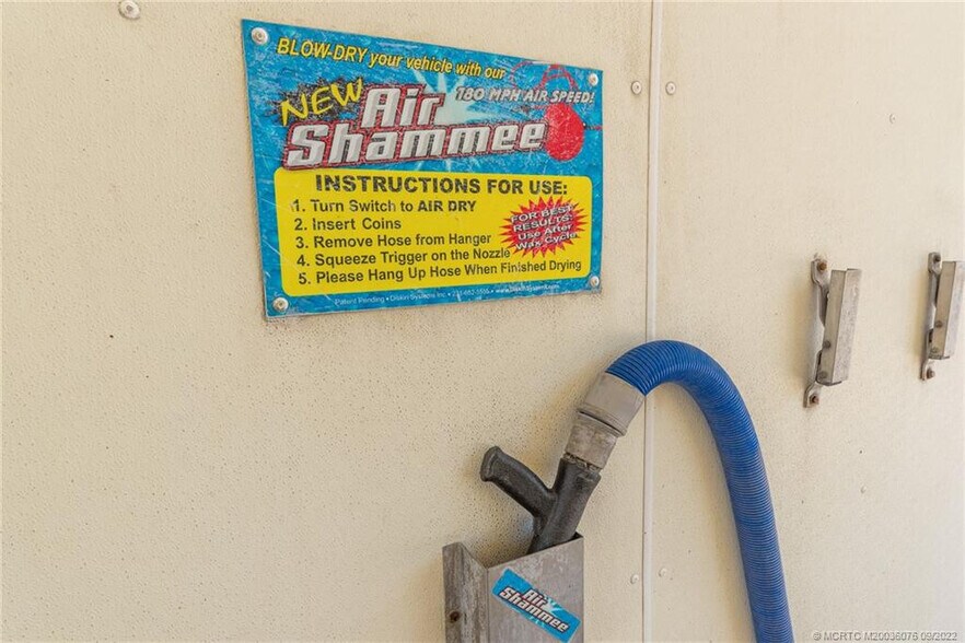 More Photos Of 1630 NE Jensen Beach Blvd, Jensen Beach Carwash For Sale