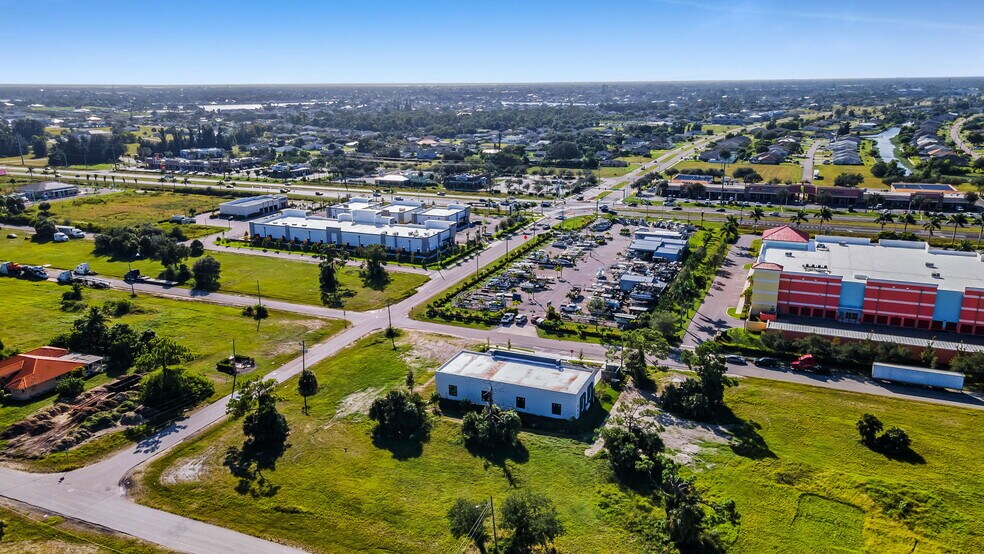 More Photos Of 1043 Ceitus Terrace Ter, Cape Coral Industrial For Lease