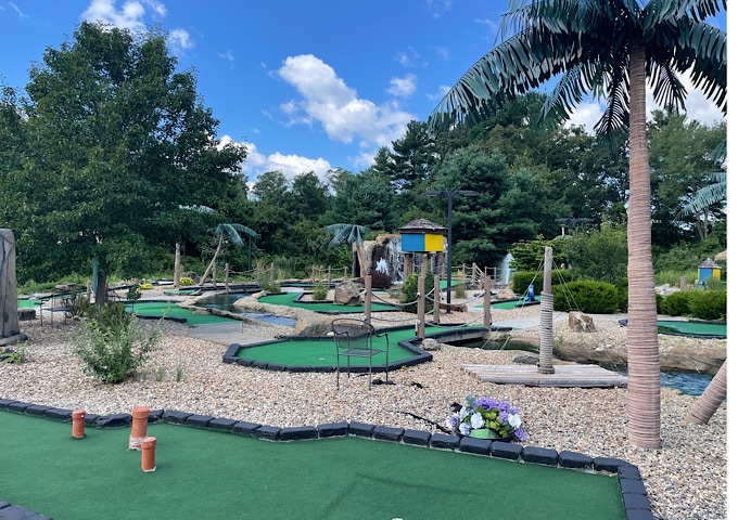 More Photos Of 2087 Main St, Tewksbury Freestanding For Sale