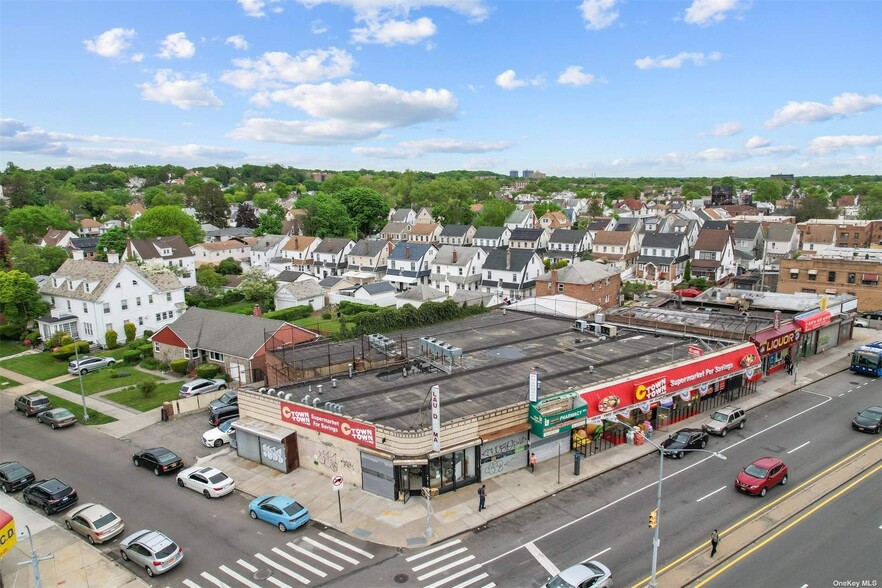 Primary Photo Of 19503 Jamaica Ave, Hollis Storefront For Sale