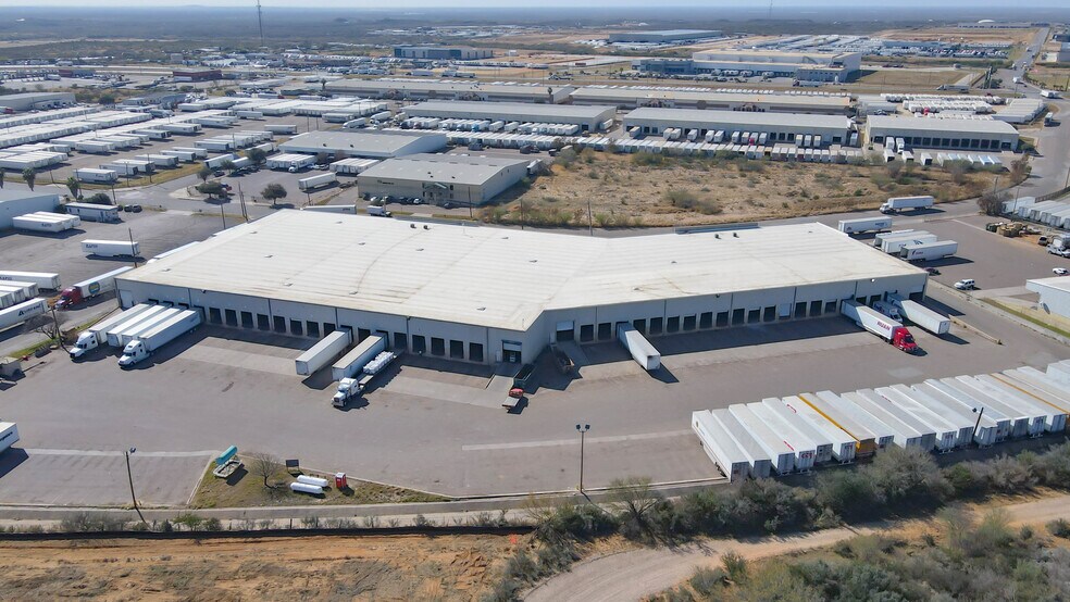 More Photos Of 1629 World Trade Center Loop, Laredo Distribution For Lease