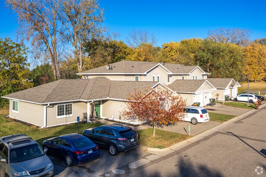 More Photos Of 2191 Van Dyke St, Maplewood Apartments For Sale