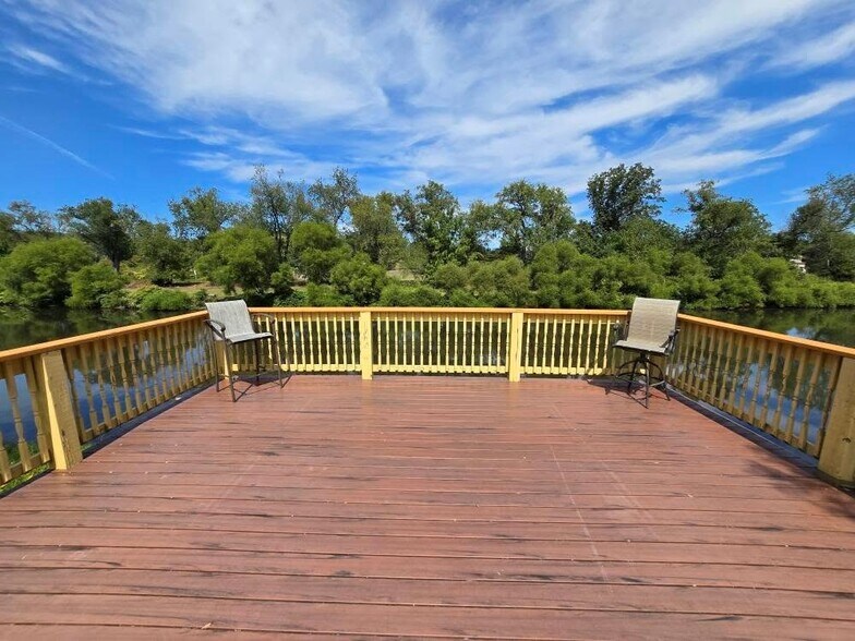 More Photos Of 604 Oak Ridge Rd, Oak Ridge Hotel For Sale