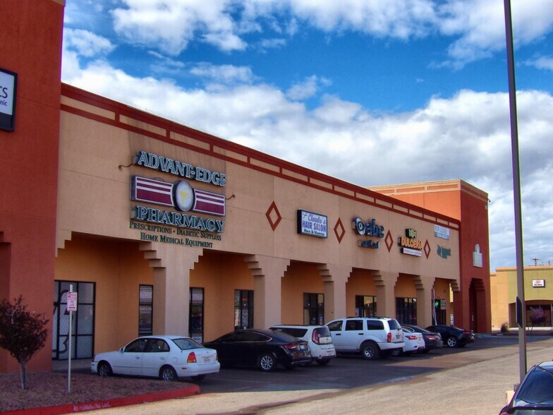 More Photos Of 14476 Horizon Blvd, El Paso Unknown For Lease