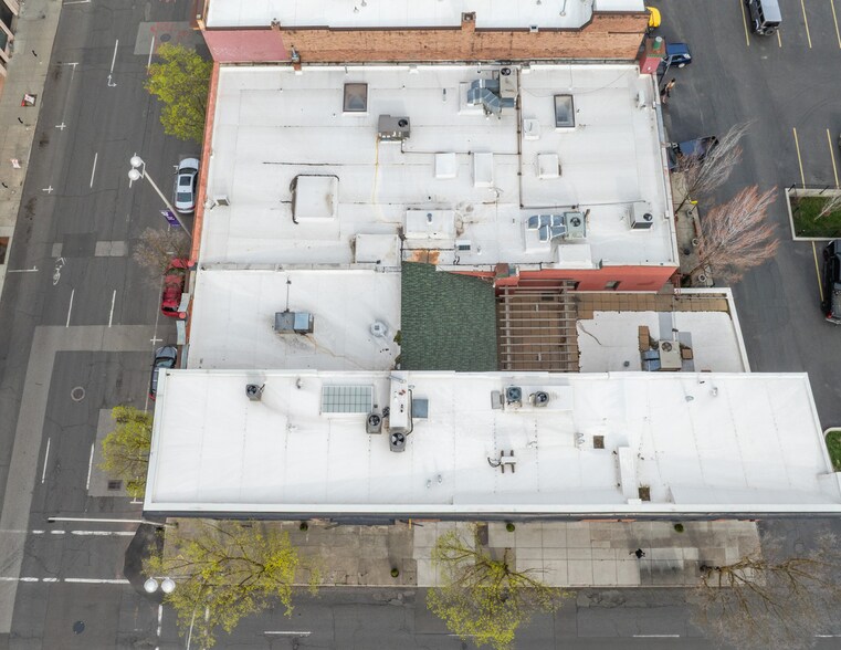 More Photos Of 425-427 W First Ave, Spokane General Retail For Sale