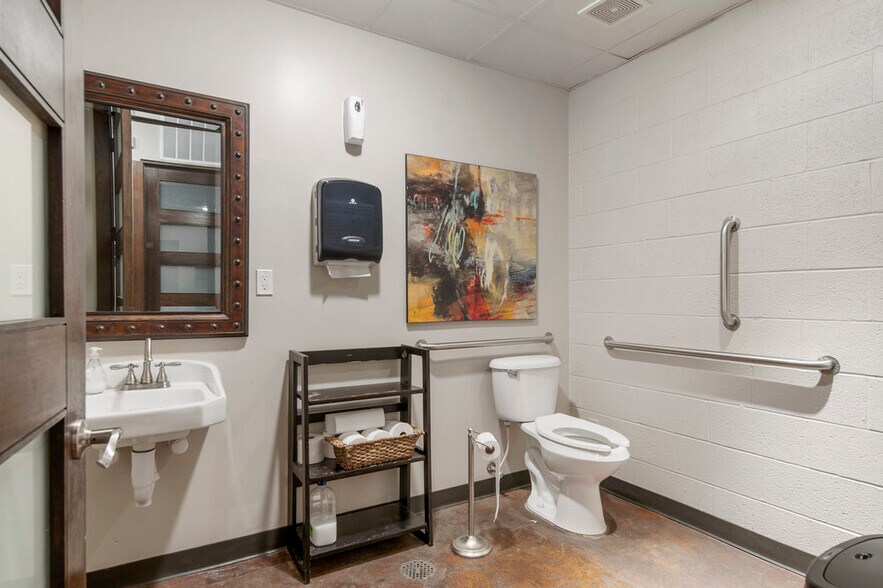 More Photos Of 2510 E 15th St, Tulsa Coworking Space