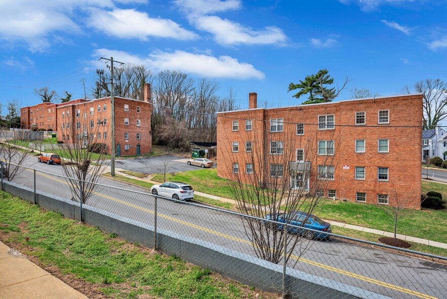 More Photos Of 1201 Benning Rd, Capitol Heights Apartments For Sale