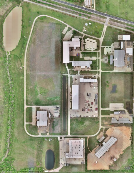 More Photos Of G H Cir, Waller Land For Lease