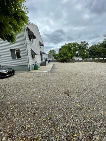 More Photos Of 2821 Haddonfield Rd, Pennsauken Office Residential For Lease