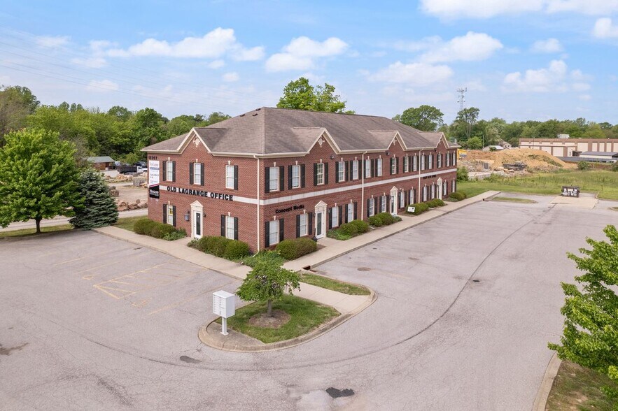 More Photos Of 12307 Old Lagrange Rd, Louisville Medical For Lease