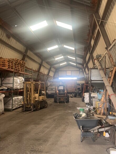 More Photos Of 164 W 1st N, Rexburg Distribution For Sale