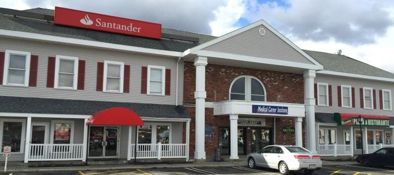 More Photos Of 821-901 W Park Ave, Ocean Storefront Retail Office For Lease